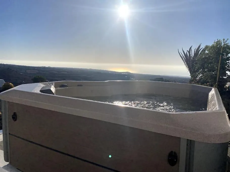 La Asomada  Private Loft-Sea Views-Jacuzzi 아파트 La Asomada (Lanzarote)