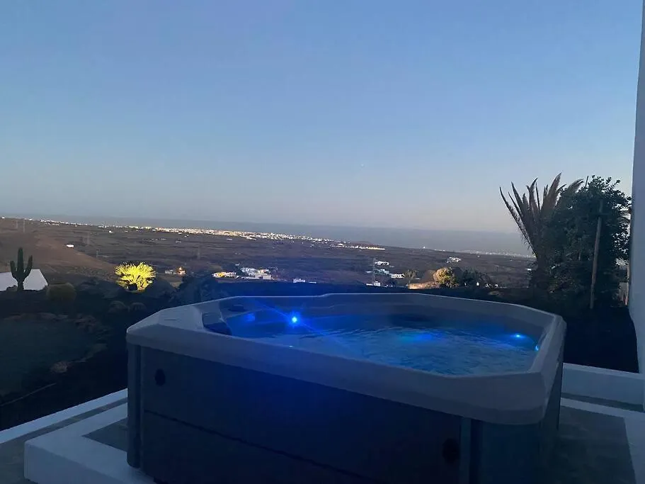 La Asomada  Private Loft-Sea Views-Jacuzzi 아파트  La Asomada (Lanzarote)