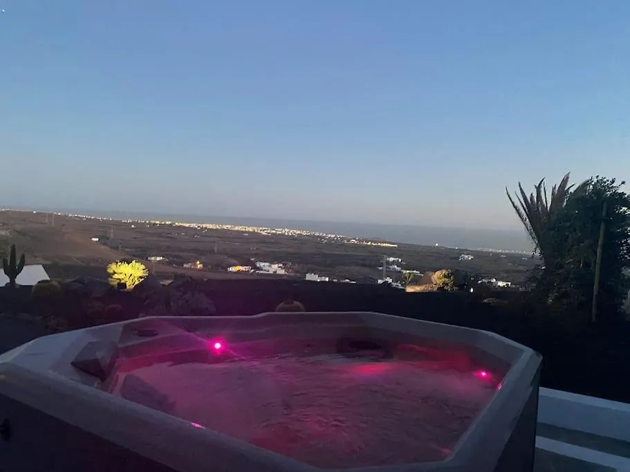 La Asomada  Private Loft-Sea Views-Jacuzzi 아파트  La Asomada (Lanzarote)